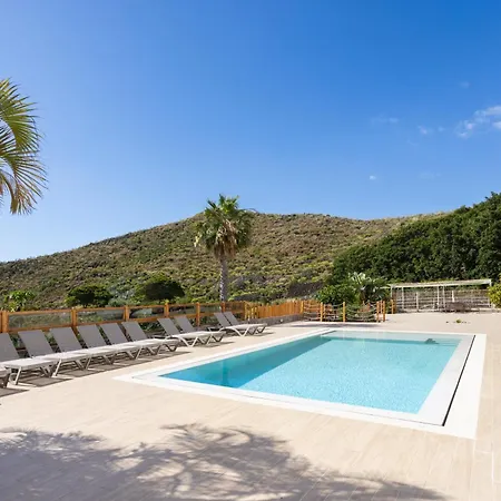 Home2book Papaya Loft & Pool View